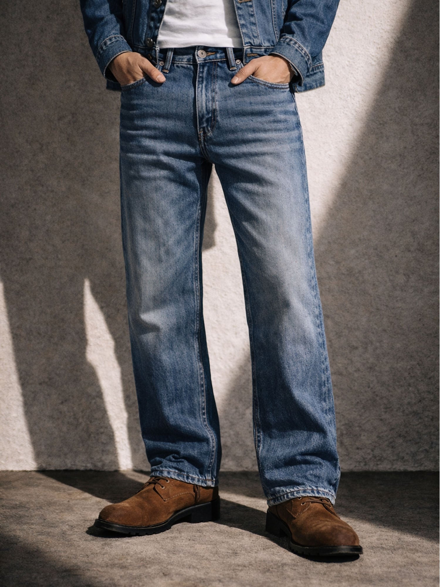 CLASSIC BOOTCUT DENIM